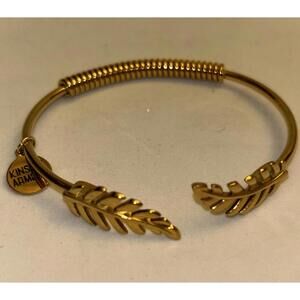 Kinsley Armelle Goddess Collection Gold Laurel Leaf Cuff Bracelet